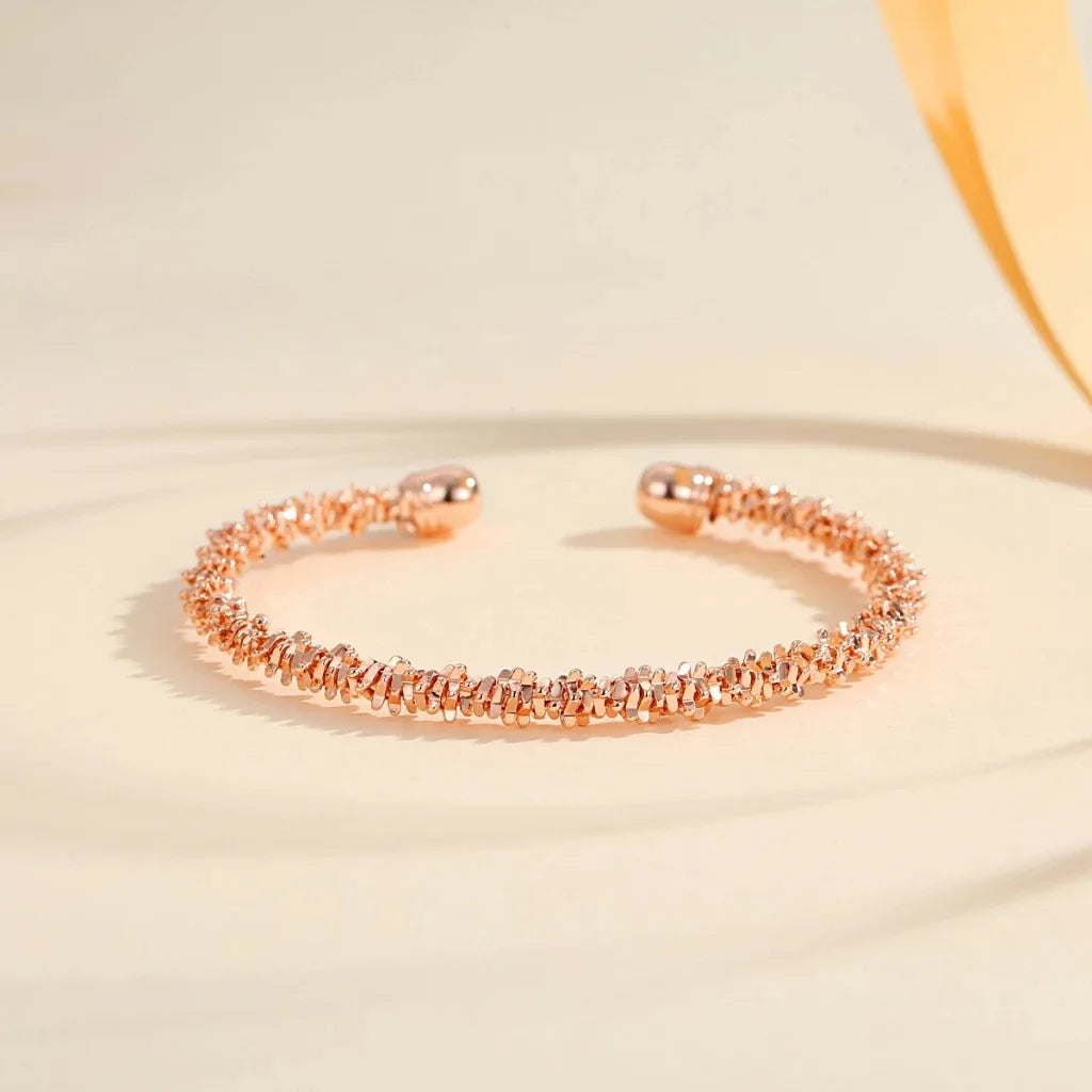 Classic Bracelet Advanced Design Fashionable Light Luxury Elegant Temperament Versatile Commuting Bangles Women's Accessories