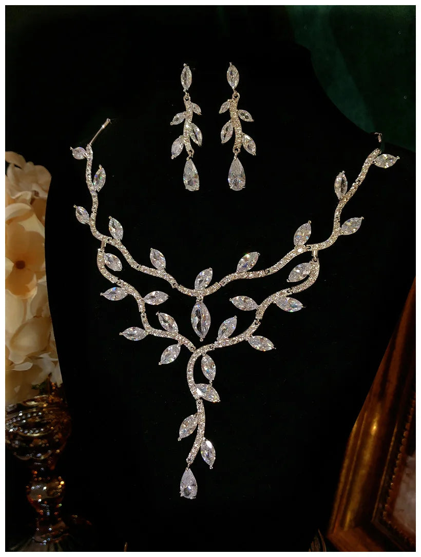 Fine Jewelry Sets For Women S925 Sterling Necklace Top Quality Floral Design Earrings Shinning Party Wedding Accessories Set