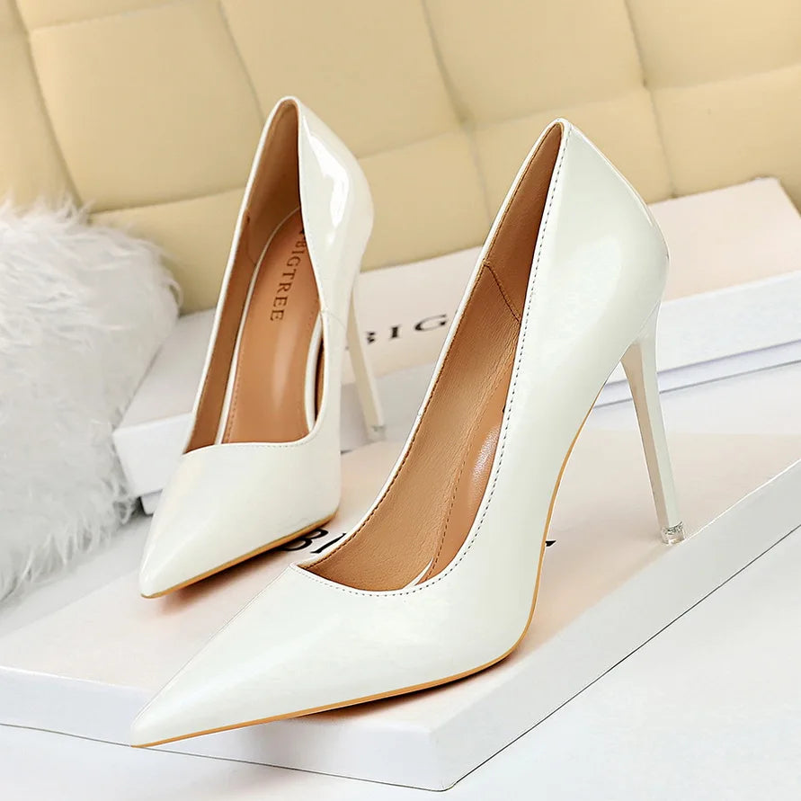 Dropshipping Escarpins Femme Small MOQ Big Size 43 Formal Trendy Reflective Pointed Toe Nude High Heeled Women's Pumps Shoes