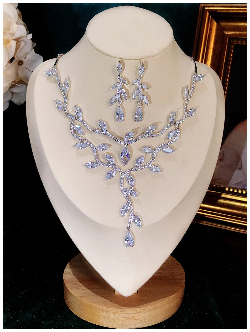 Fine Jewelry Sets For Women S925 Sterling Necklace Top Quality Floral Design Earrings Shinning Party Wedding Accessories Set