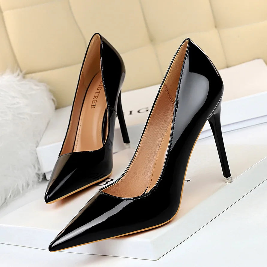 Dropshipping Escarpins Femme Small MOQ Big Size 43 Formal Trendy Reflective Pointed Toe Nude High Heeled Women's Pumps Shoes