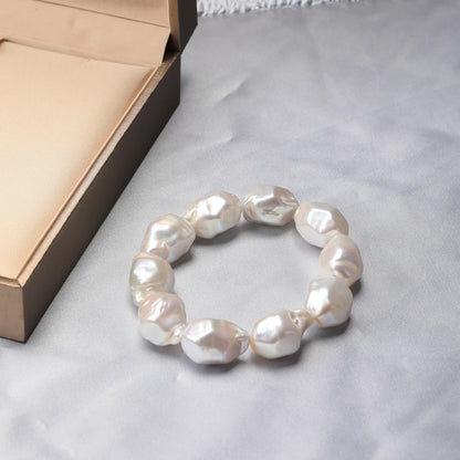 Natural Freshwater Irregular Colorful Bright White Baroque Pearl Bracelet with Elastic Rope That Can Be Adjusted in Size Freely