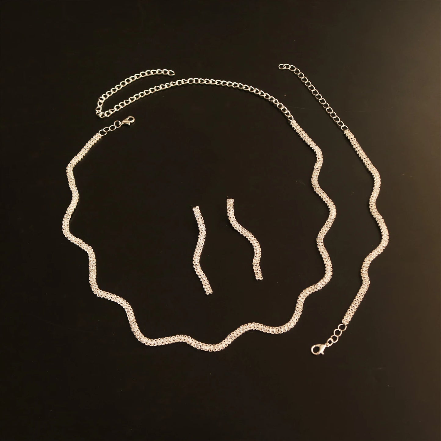 Luxury Wedding Jewelry Set: Necklace, Bracelet and Earring Set, Exquisite Crystal Jewelry, Women's Wedding Party Costumes