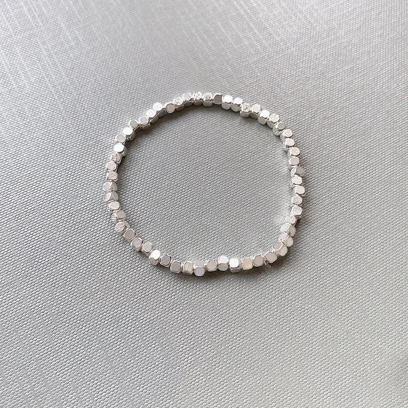 2025 New Broken Silver - Like Bracelet for Women, Light Luxury Retro & Minimalist Versatile for Besties & Daily Party