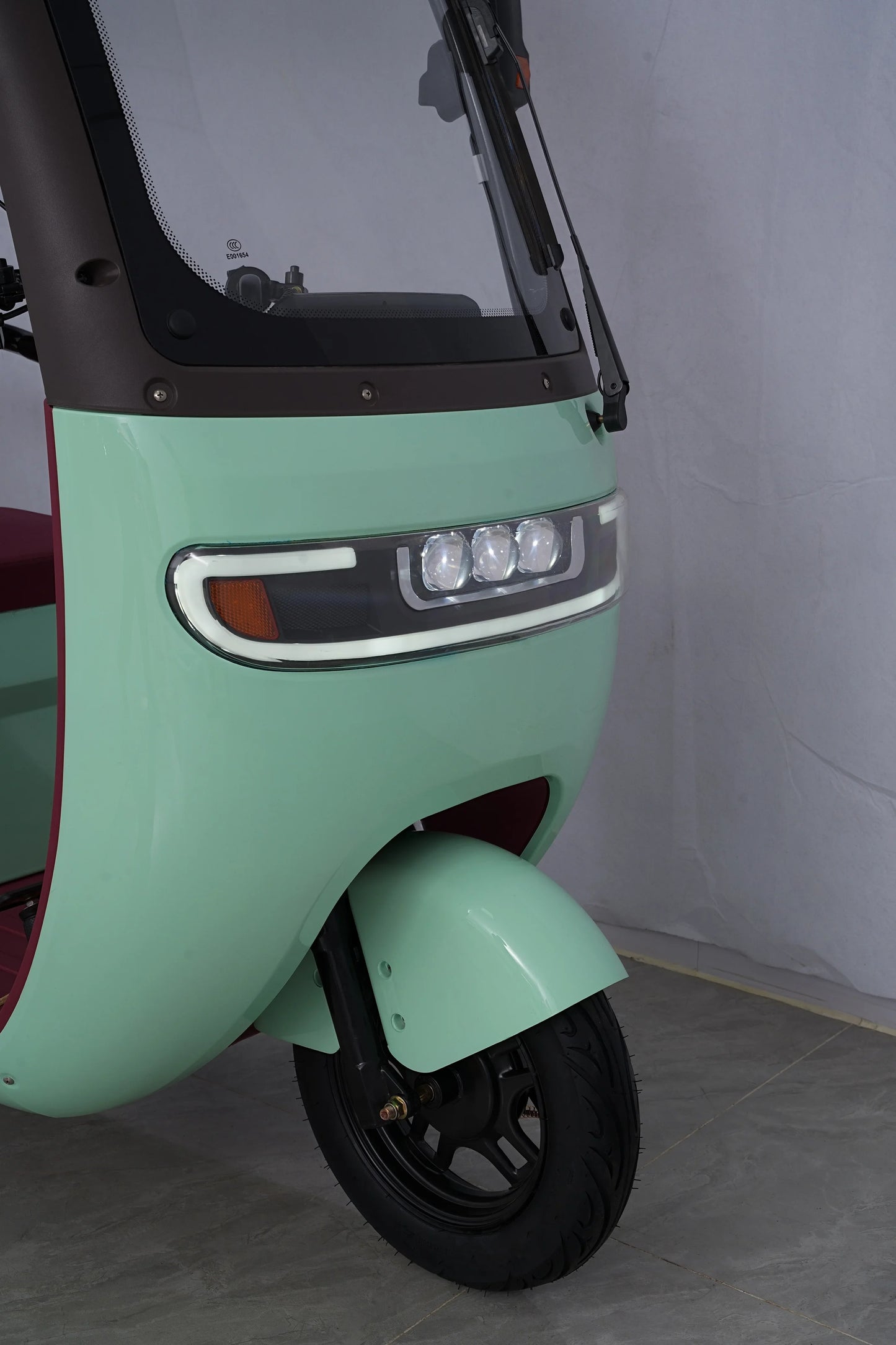 Factory New Premium Edition Tricycle Adult Electric  With Covered