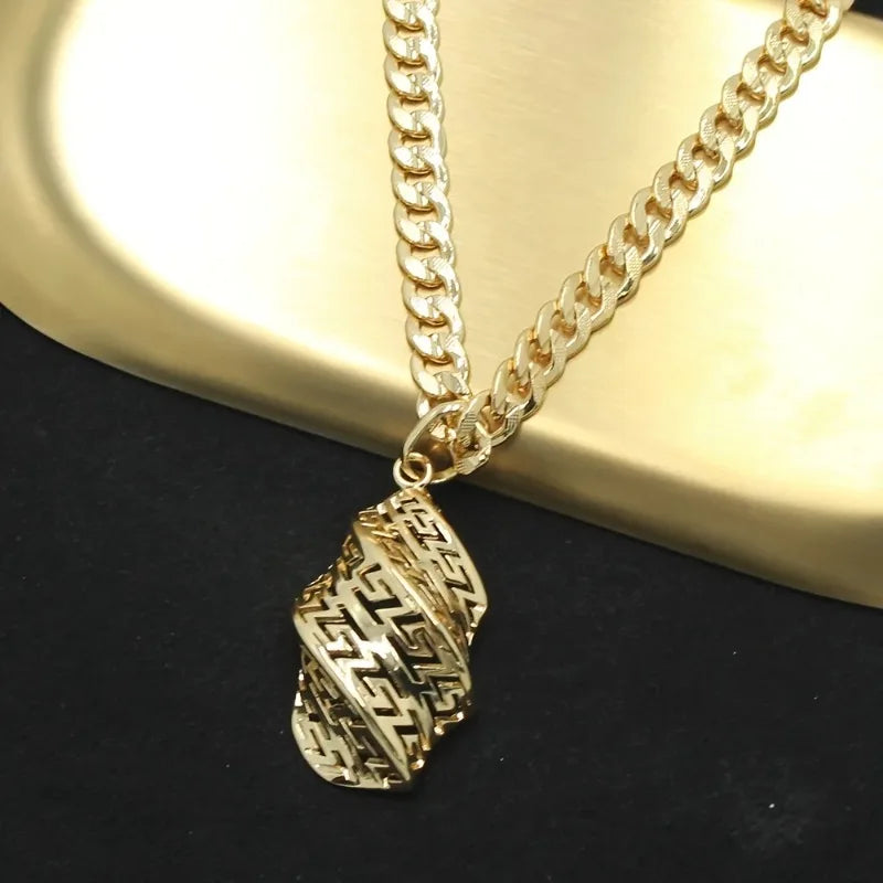 Golden Necklace Jewelry Set for Women Special Hollow Design Pendant Earrings Wedding Anniversary Gifts Jewellry Accessories