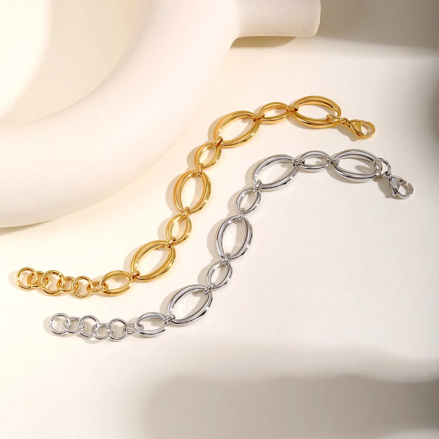 Distinctive Elliptical Bracelet for Women,Hand-made Chain Stainless Steel Bracelets,Trendy Waterproof Jewelry Gift
