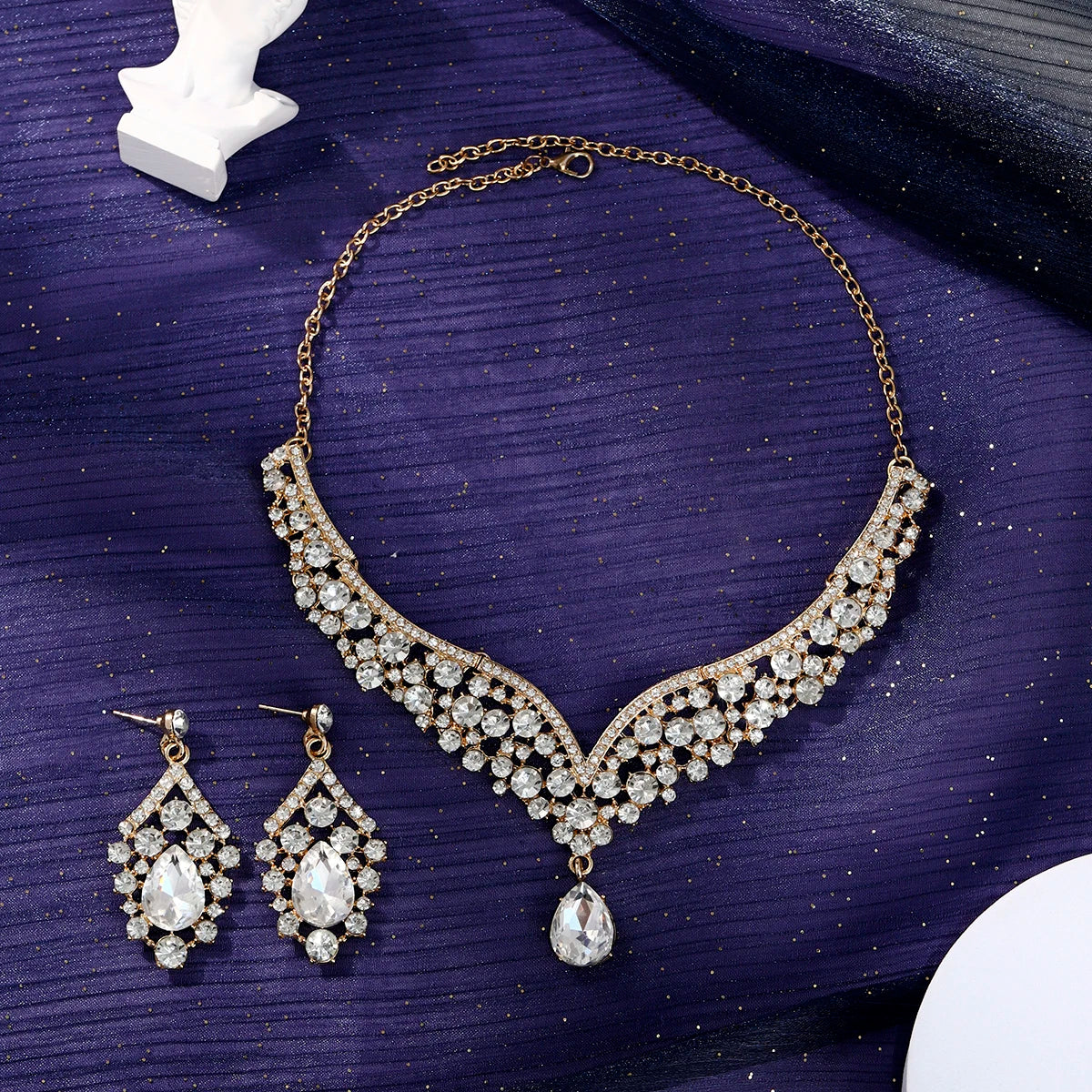 European-Style Bridal Jewelry Set Baroque Crystal Pendant Grand Necklace and Earrings Set Banquet Fashion Jewelry for Women