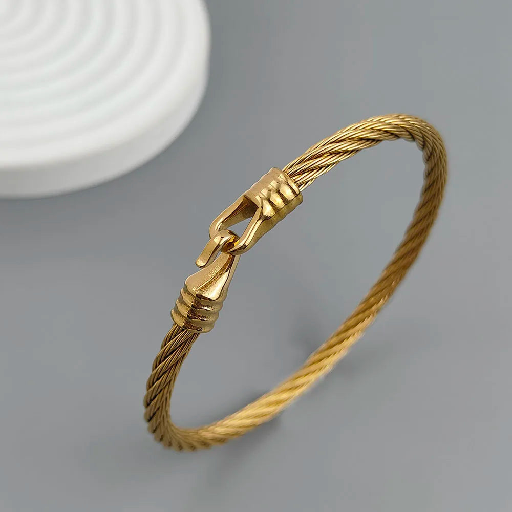 New steel wire button pattern horseshoe gold-plated stainless steel bracelet 18K, high quality waterproof couple bracelet, wife
