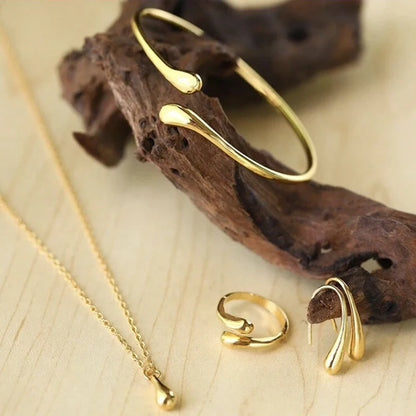 Ladies' Fashion Tear Bead Jewelry Set Gold Ring Necklace Bracelet Earring Four Piece Set Suitable For Engagement Jewelry Gifts