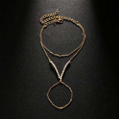 Luxury V-Shaped Bracelet Women Charms Ring Crystal Simple Fashion Sparkly Hand Accessories New Bridal Weeding Banfle Luxury
