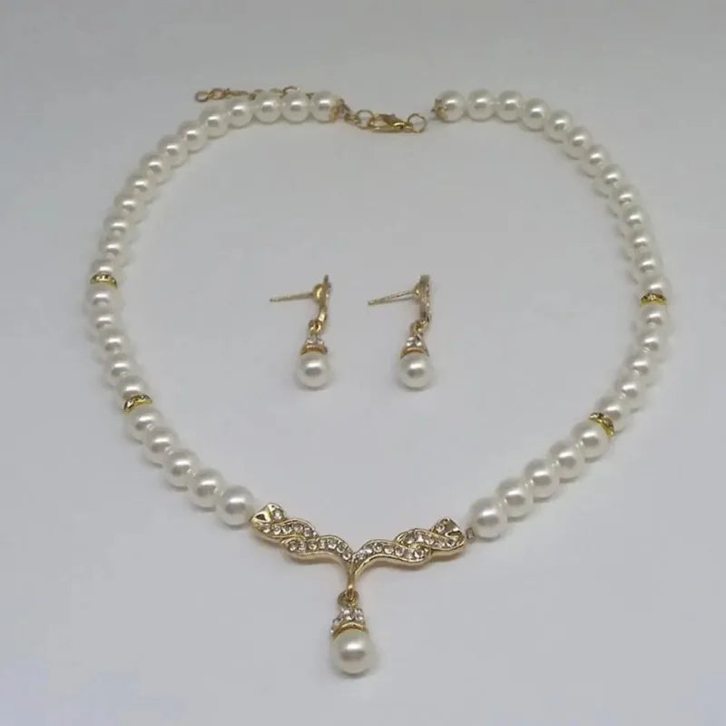 Elegant Necklace Earrings Women Fashion Jewelry Set Faux Pearl Bridal Wedding Alloy Party Studs Necklace Earrings Set