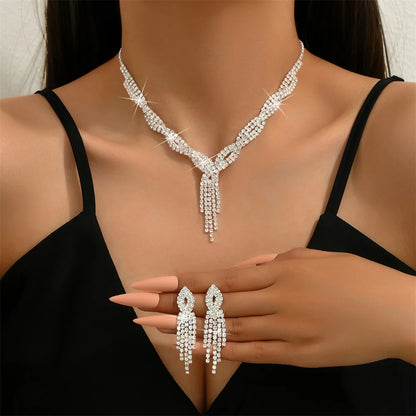 Elegant Women's Jewelry Set Rhinestone Tassel V-Necklace Earrings Zircon Bracelet Bridal Wedding Accessories Party Gift
