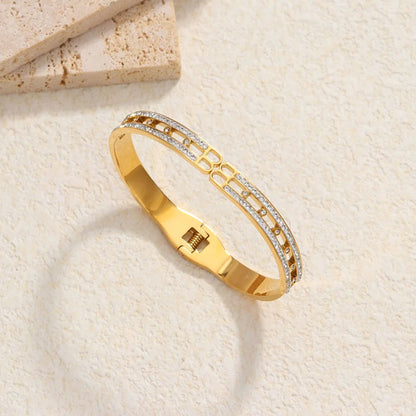 Charming women's bracelet: symmetrical chain - diamond decoration, fashionable wrist jewelry