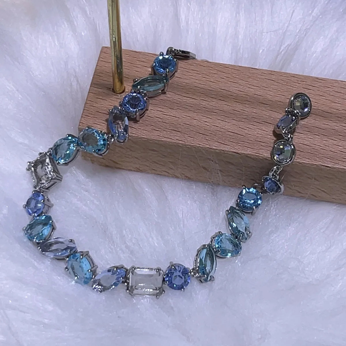 Bracelet Original Jewelry Fine Candy Blue Green Big Bracelet Gifts for Women Luxury Chain Suitable for parties Christmas holiday