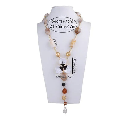Fashion Gift Jewelry for Women featuring Resin Beads, Handcrafted Drip Oil Flower and Alloy Pendant Necklace