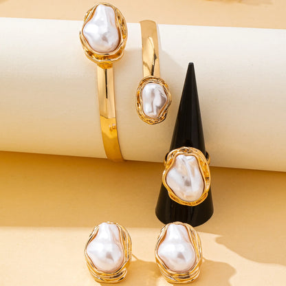 Women's Jewelry Set, Fashionable Baroque Style Bracelet, Ring, and Earring Set, Suitable for Daily Wear, Parties, and as a Gift