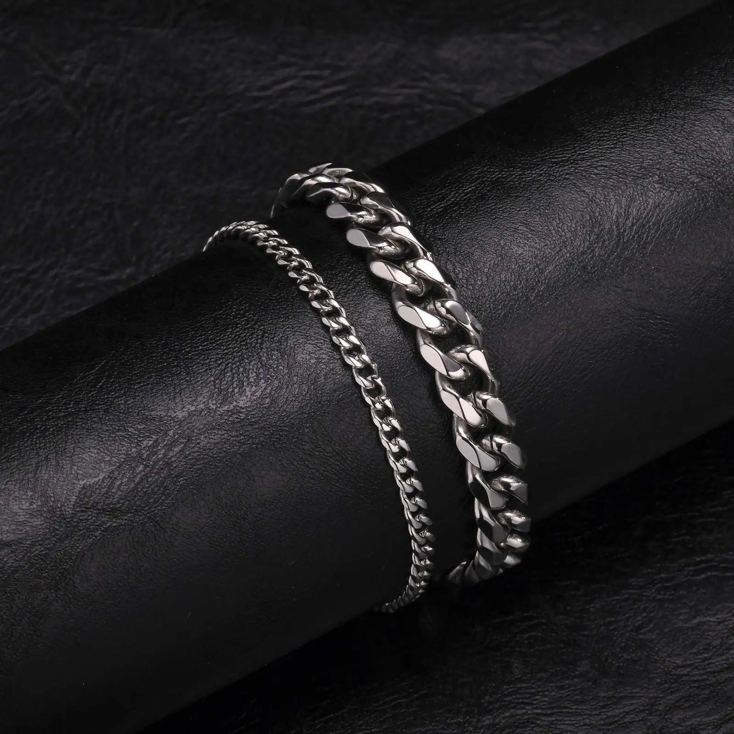 2pcs Men's Chain Bracelets,Stainless Steel Silver Gold Black Color Twist Rope Chain Wristband,Trendy Cuban Link Chains Gift