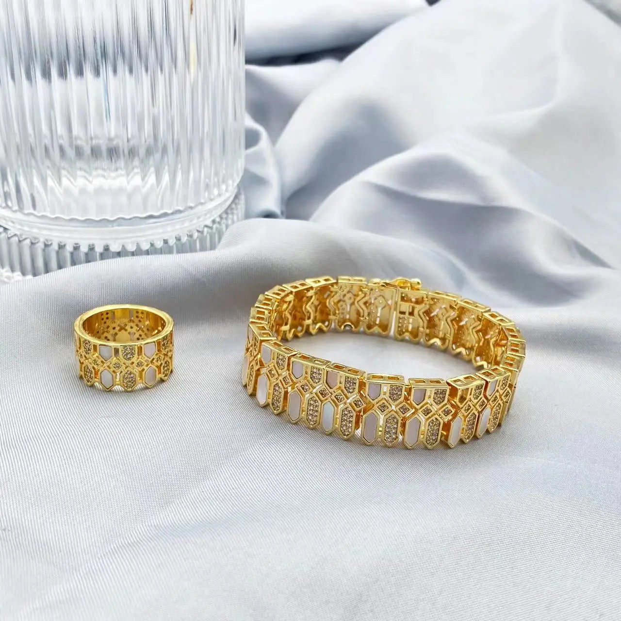 HOT  Jewelry Sets For Woman Wedding Parties Jewellery Necklace Earrings Rings Bracelets For Gift Plating18k With CZ White shell