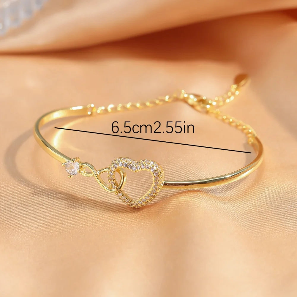 ‌Heart Bracelet with Extender Chain, Women Fashion Alloy Gold Plated Jewelry‌