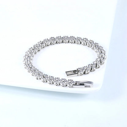 Wedding Tennis Bracelet For Women Dainty Dazzling Shiny Party Luxury Crystal Heart Shape Chain On Hand Fashion Jewelry Gifts