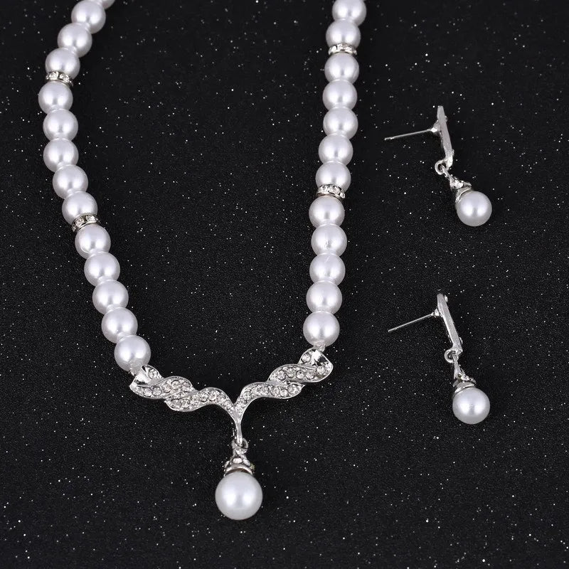 Elegant Necklace Earrings Women Fashion Jewelry Set Faux Pearl Bridal Wedding Alloy Party Studs Necklace Earrings Set