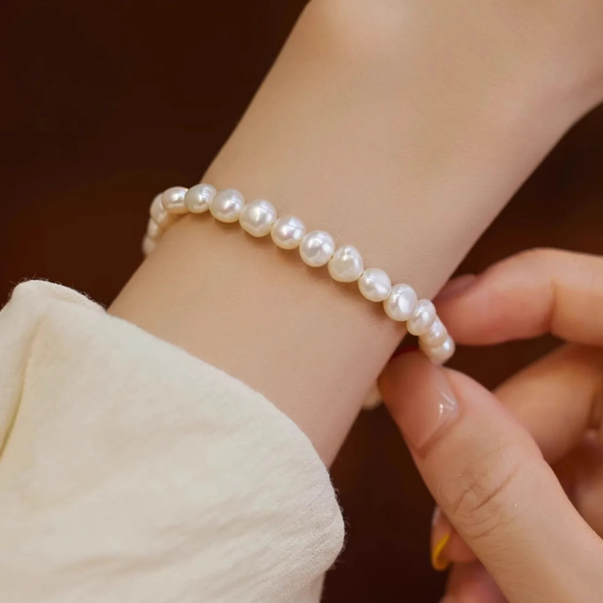 Beautiful Natural Pearl Bracelet for Women Fashion Bead High-End for Wedding Women Girlfriend Christmas Gifts