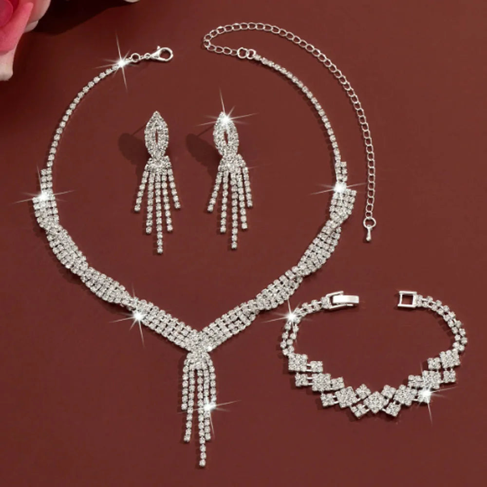 Elegant Women's Jewelry Set Rhinestone Tassel V-Necklace Earrings Zircon Bracelet Bridal Wedding Accessories Party Gift