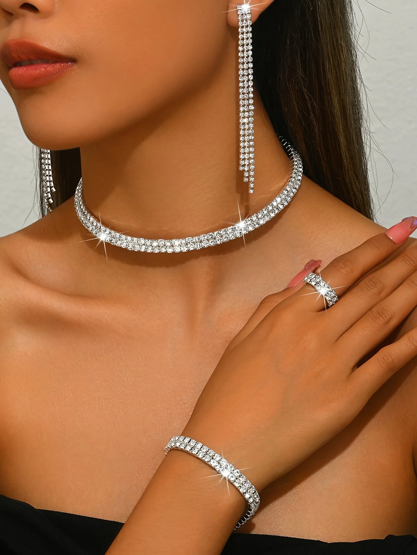 5pcs Luxurious Rhinestone Jewelry Set for Women,Choker, Earrings, Stretch Bracelet & Ring for Weddings, Banquets & Parties