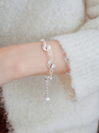 Lily of The Valley Bracelet Exquisite Wave Bangle Fresh Dreamy Elegant Party Jewelry Women Super Divine Aura Hand Accessories