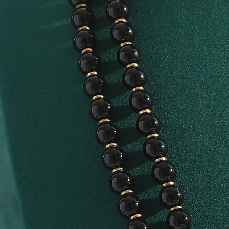 Vintage Jewellery Black Beads Necklace Woman With Bee Pendant Natural Stone Weddings Elegant Charms Antique Luxury Designer 2025