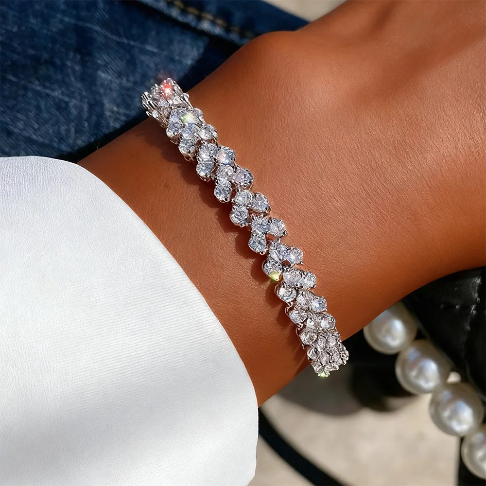 Wedding Tennis Bracelet For Women Dainty Dazzling Shiny Party Luxury Crystal Heart Shape Chain On Hand Fashion Jewelry Gifts