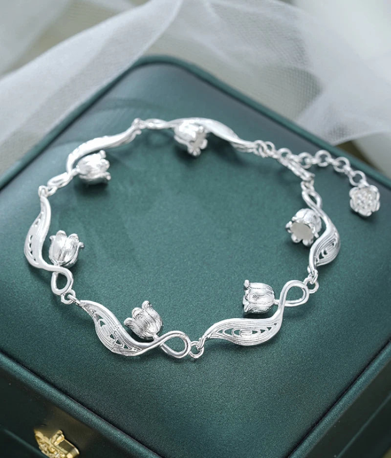 Lily of The Valley Bracelet Exquisite Wave Bangle Fresh Dreamy Elegant Party Jewelry Women Super Divine Aura Hand Accessories