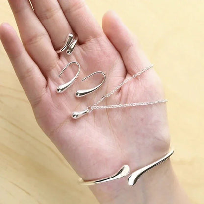 Ladies' Fashion Tear Bead Jewelry Set Gold Ring Necklace Bracelet Earring Four Piece Set Suitable For Engagement Jewelry Gifts