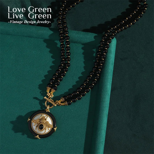 Vintage Jewellery Black Beads Necklace Woman With Bee Pendant Natural Stone Weddings Elegant Charms Antique Luxury Designer 2025