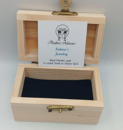 Sea Shell Cuff Bracelet, Dainty Gold Plated Silver (Adjustable)